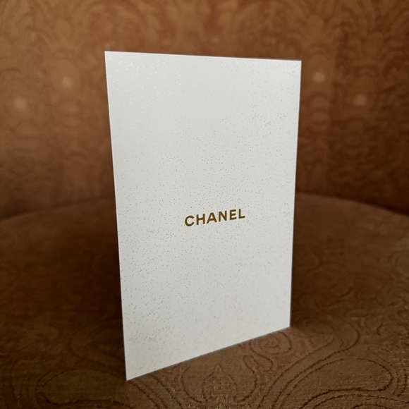 ✉️ Chanel White and Gold Greeting Card - Picture 2 of 7